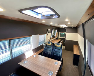 4 Meters of Perfectness in 1 Location Van