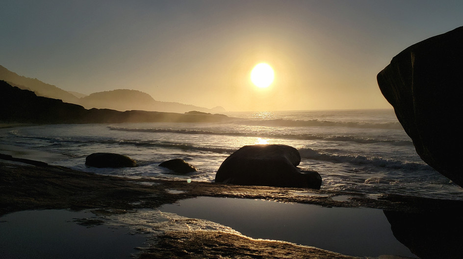 Nacer do sol, visto da Praia do cepilho.