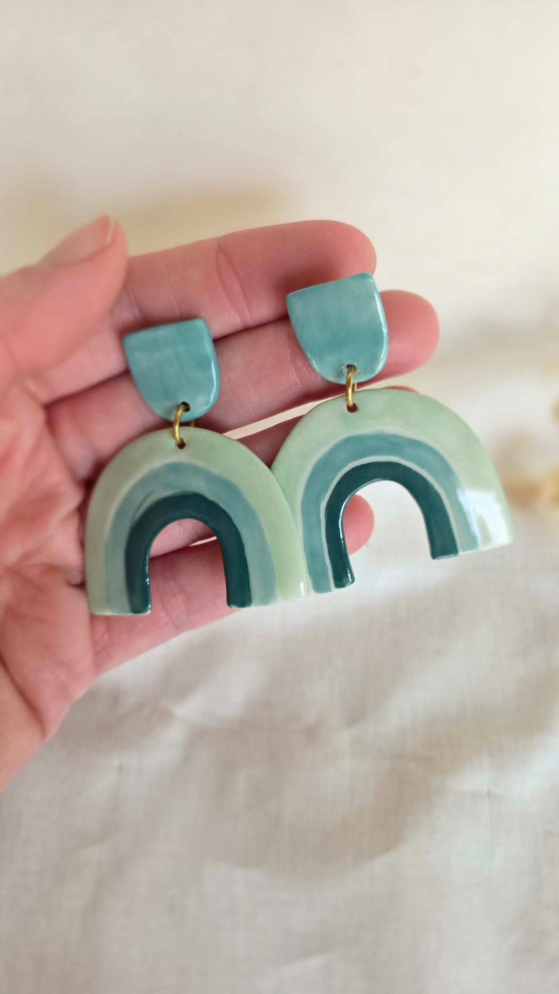 Boucles d'oreilles en porcelaine Arc en ciel