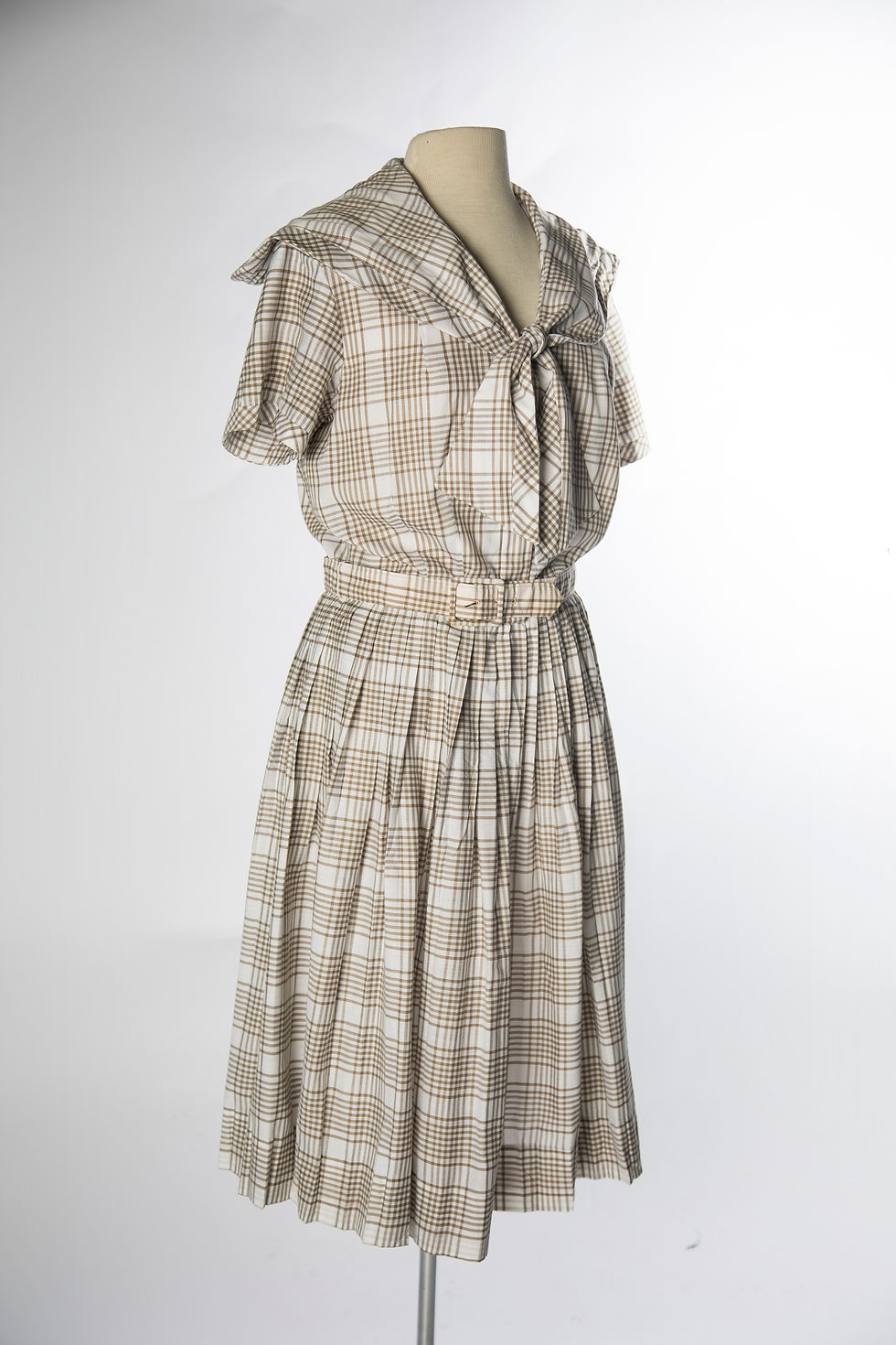 Thumbnail: 1950s White and Tan Plaid Shirt Dress - Large