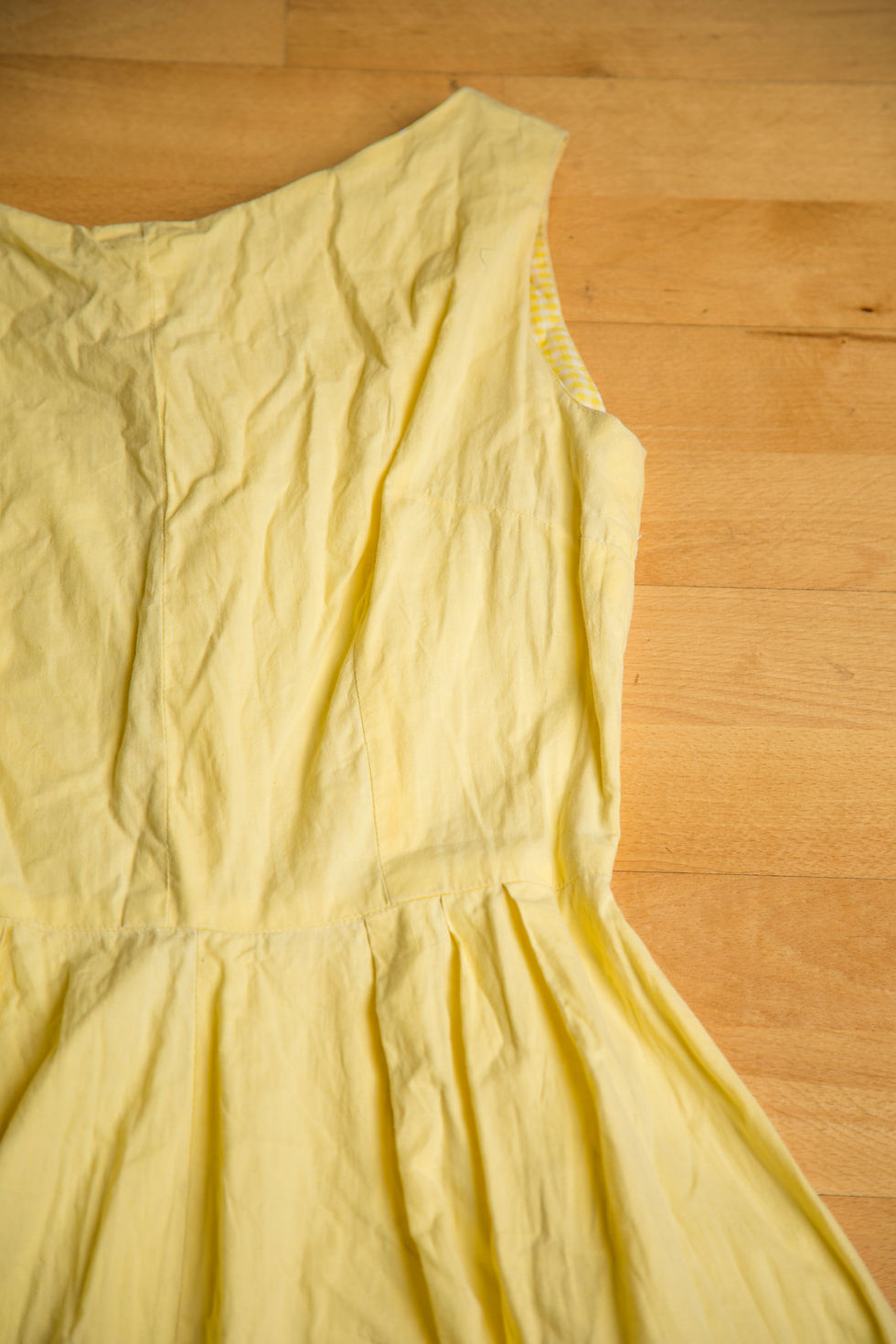 Thumbnail: 1960s Pale Yellow Sleeveless Maxi Dress - Small