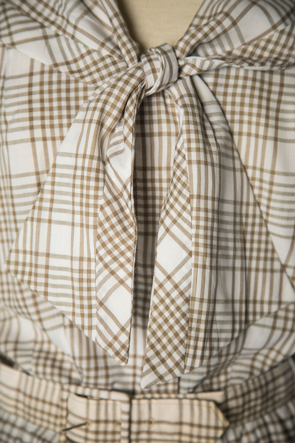 Thumbnail: 1950s White and Tan Plaid Shirt Dress - Large