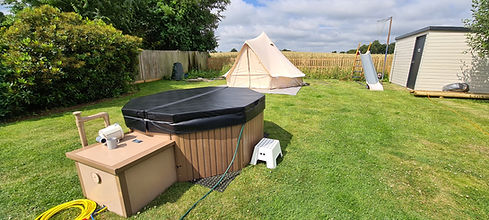Hot Tub Hire UK Milton Keynes