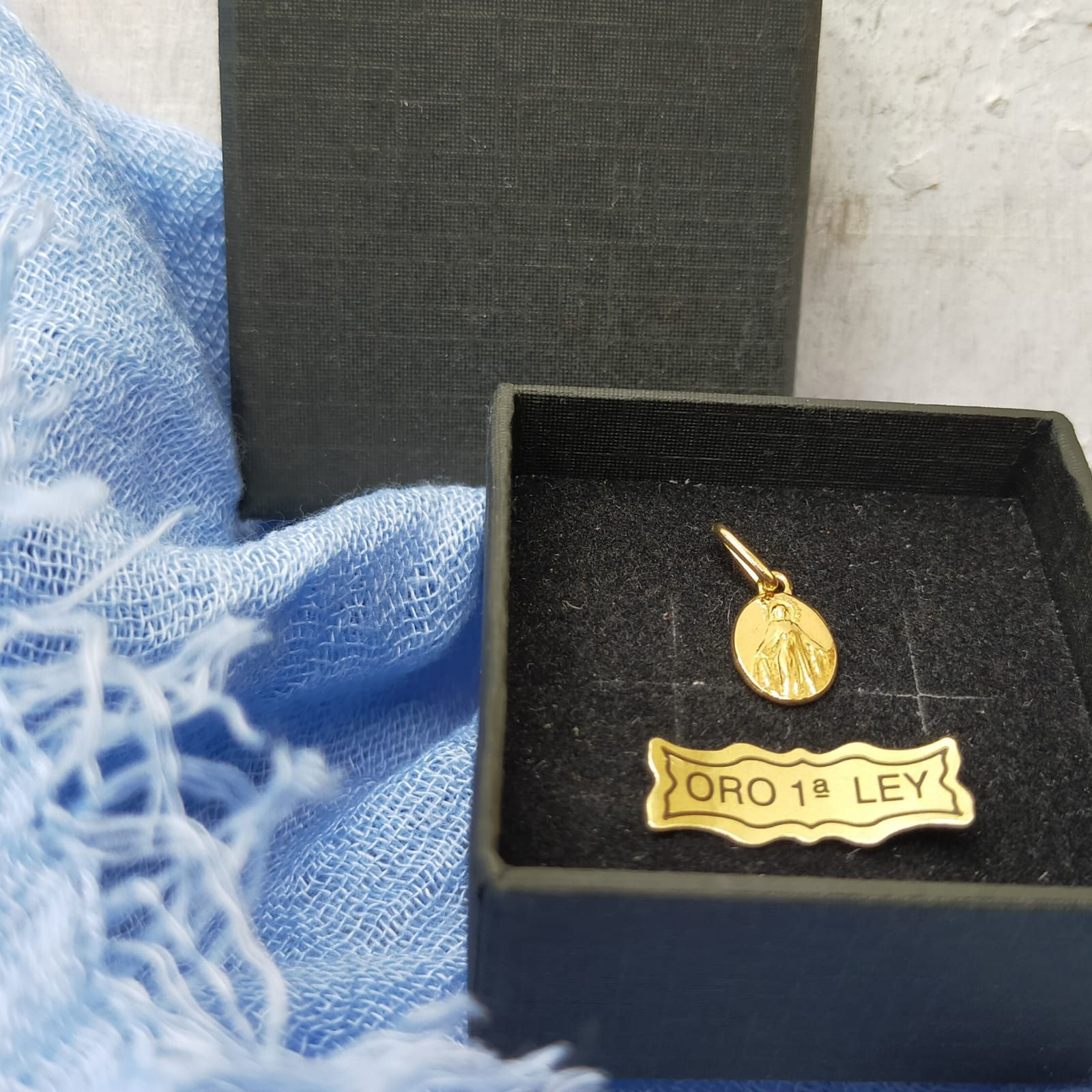 Medalla Virgen Milagrosa oro de ley 1cm