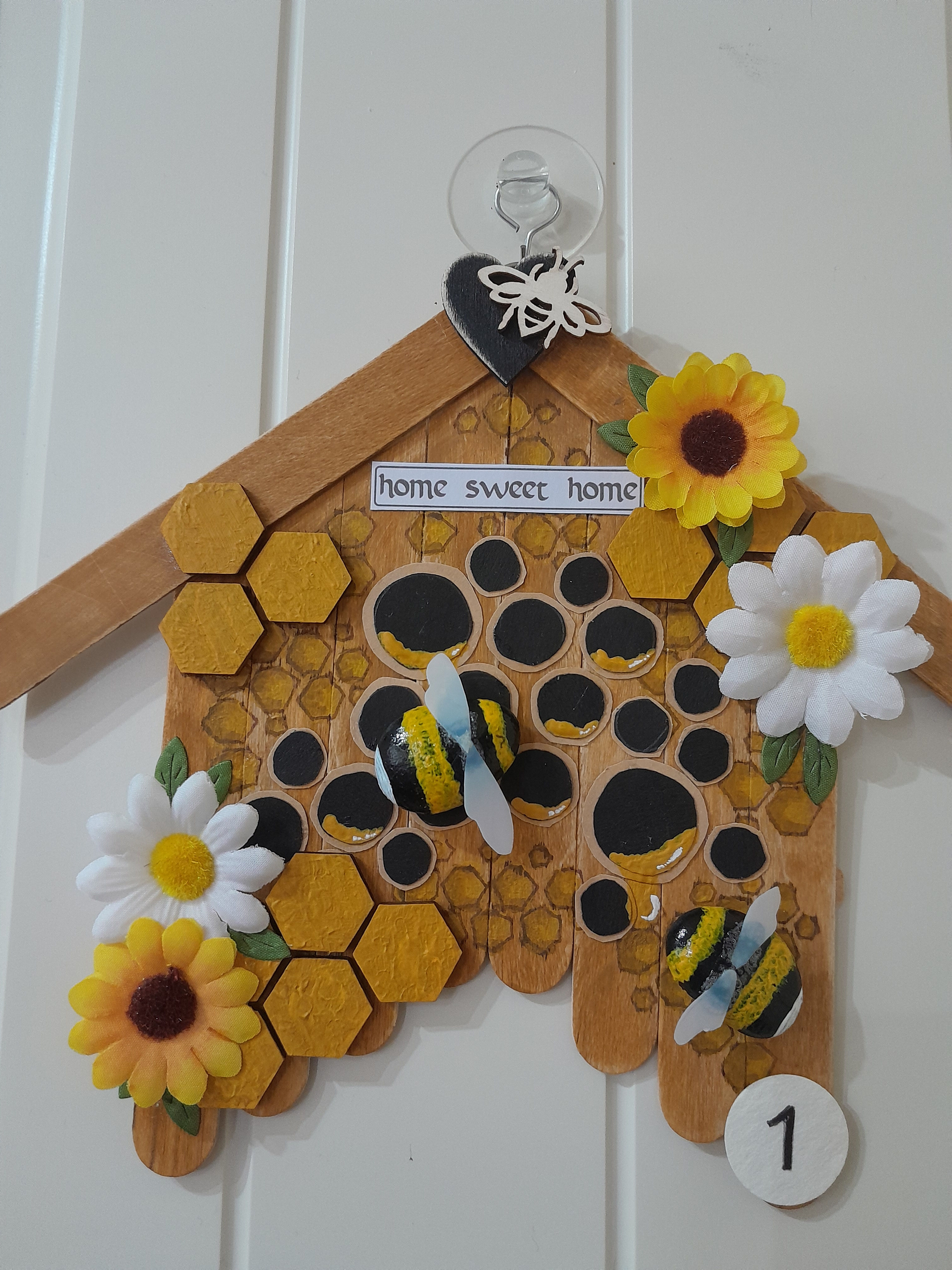 HOME SWEET HOME Bee Hive Wall Plaques