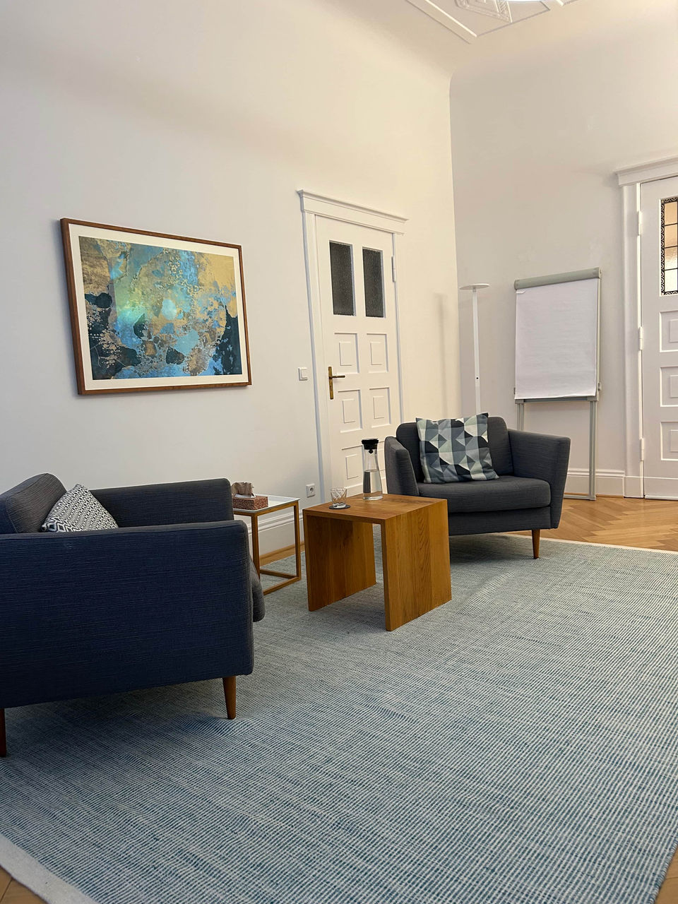 Therapie- und Coachingraum mit 2 Sesseln