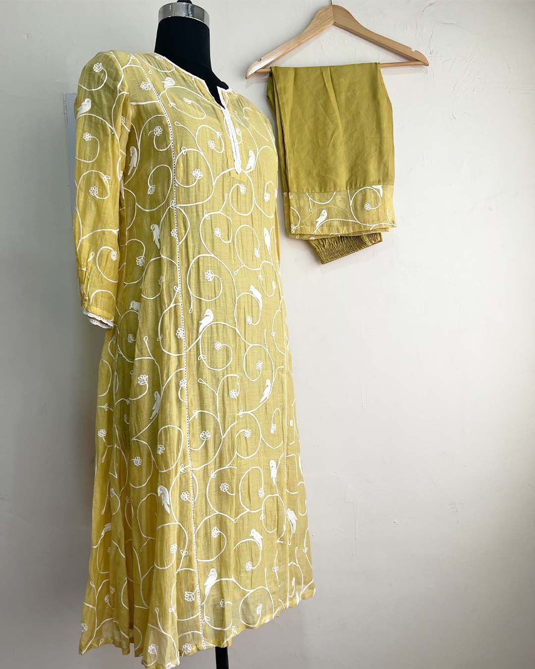 Lime Whisper Bird Embroidered Cotton Set