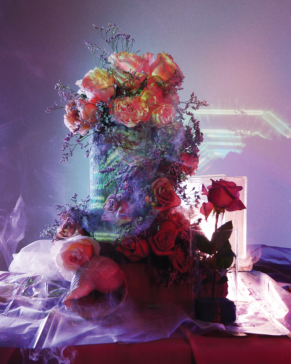 Concept Summer blends cement, florals, and surreal lighting to showcase the raw beauty of seasonal roses. A floral statement rooted in material contrast.