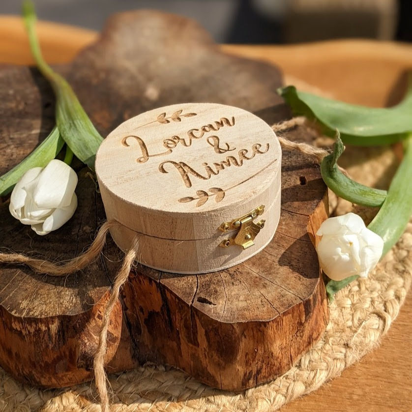 Thumbnail: Personalised Wedding Ring Box - Circle