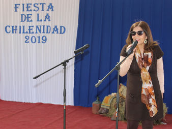 De Aquelarre:
FIESTA DE LA CHILENIDAD EN
ESCUELA LAGO VICHUQUÉN