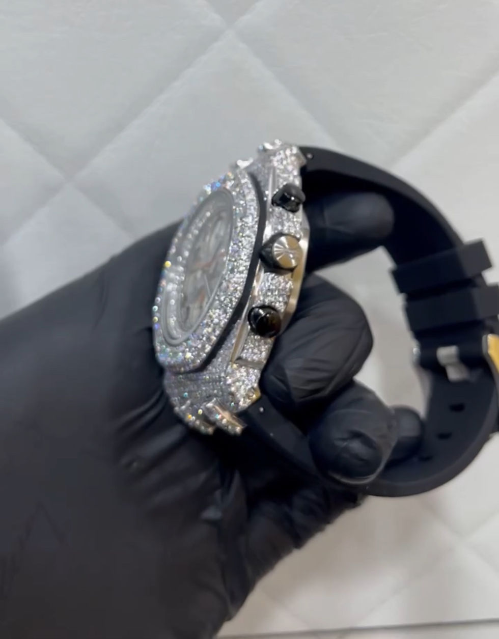 Thumbnail: New VVS1 Diamond Audemars Piguet Offshore Watch Rubber Strap 