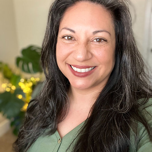 Veronica Perez-Thayer Latina Sacramento