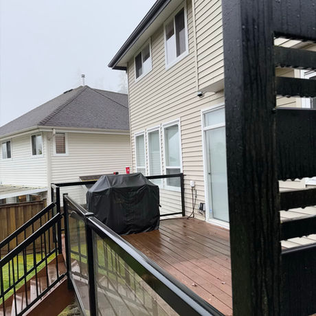 Deck & Outdoor Living