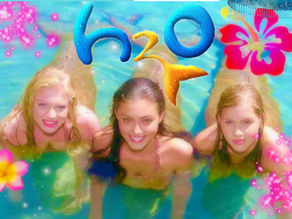 mermaid h2o summer fashion, inspo 2000s style