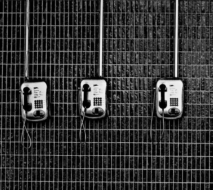 Vieux téléphones payants