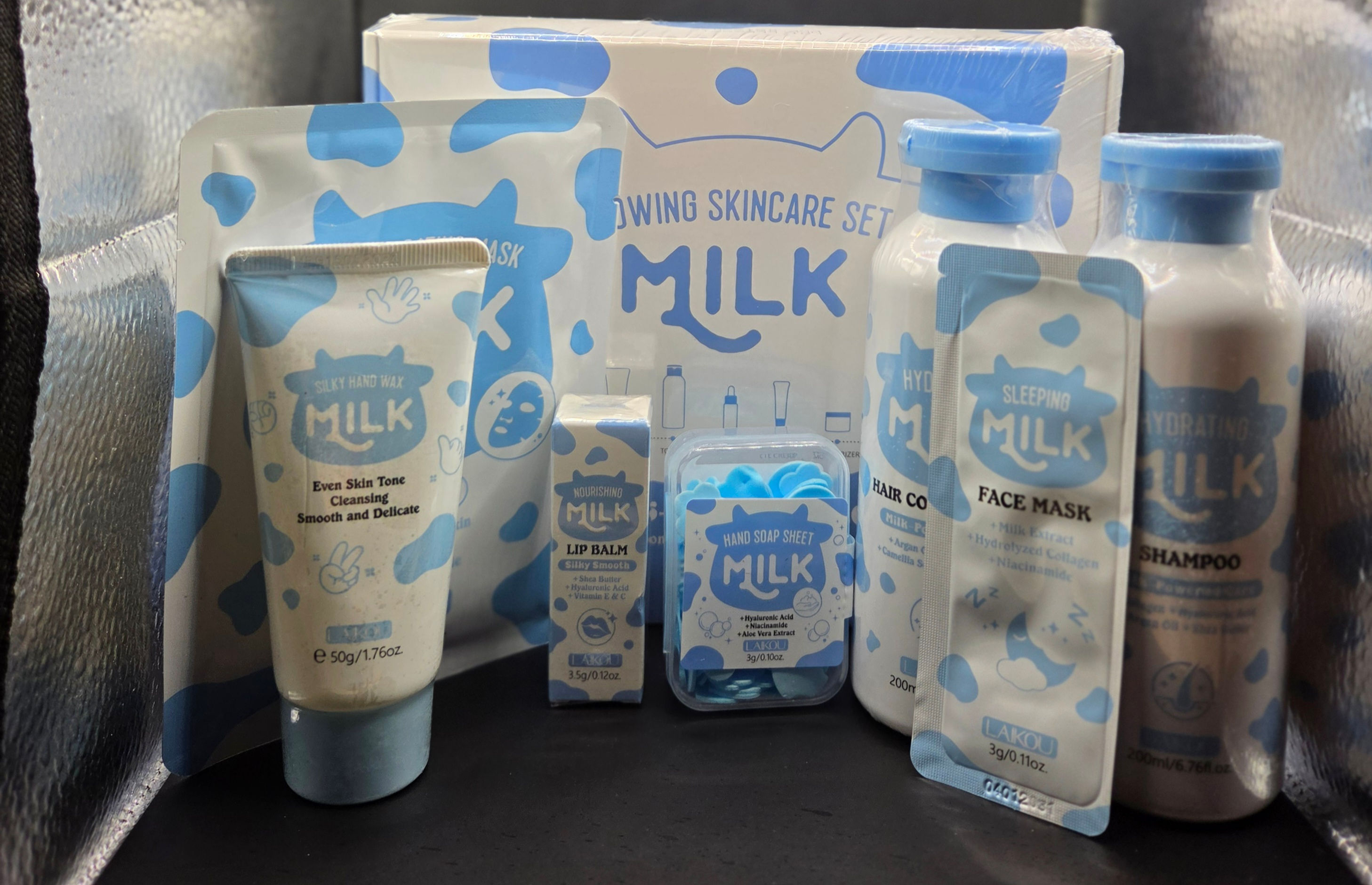 Laikou Milk Skin Care Bag