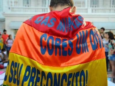 Bolsonaro exclui LGBT de diretrizes de Direitos Humanos

