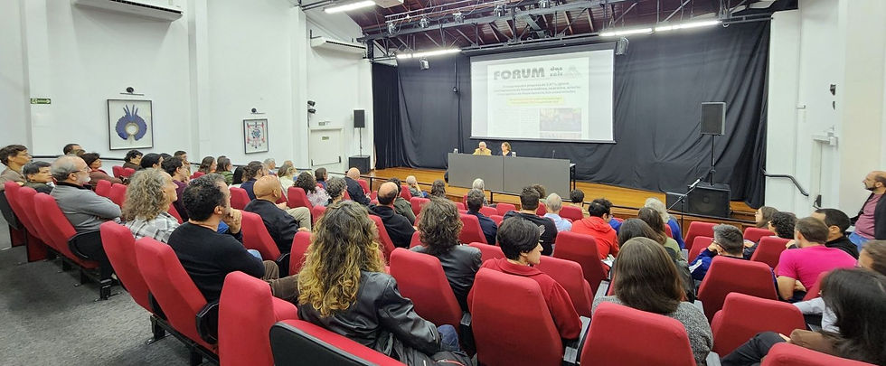 Docentes da Unicamp aprovam greve a partir de segunda-feira (18)