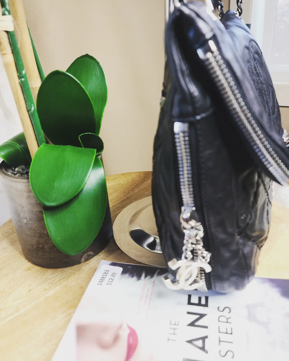 Thumbnail: Chanel Calfskin Stitched Expandable Ligne Flap