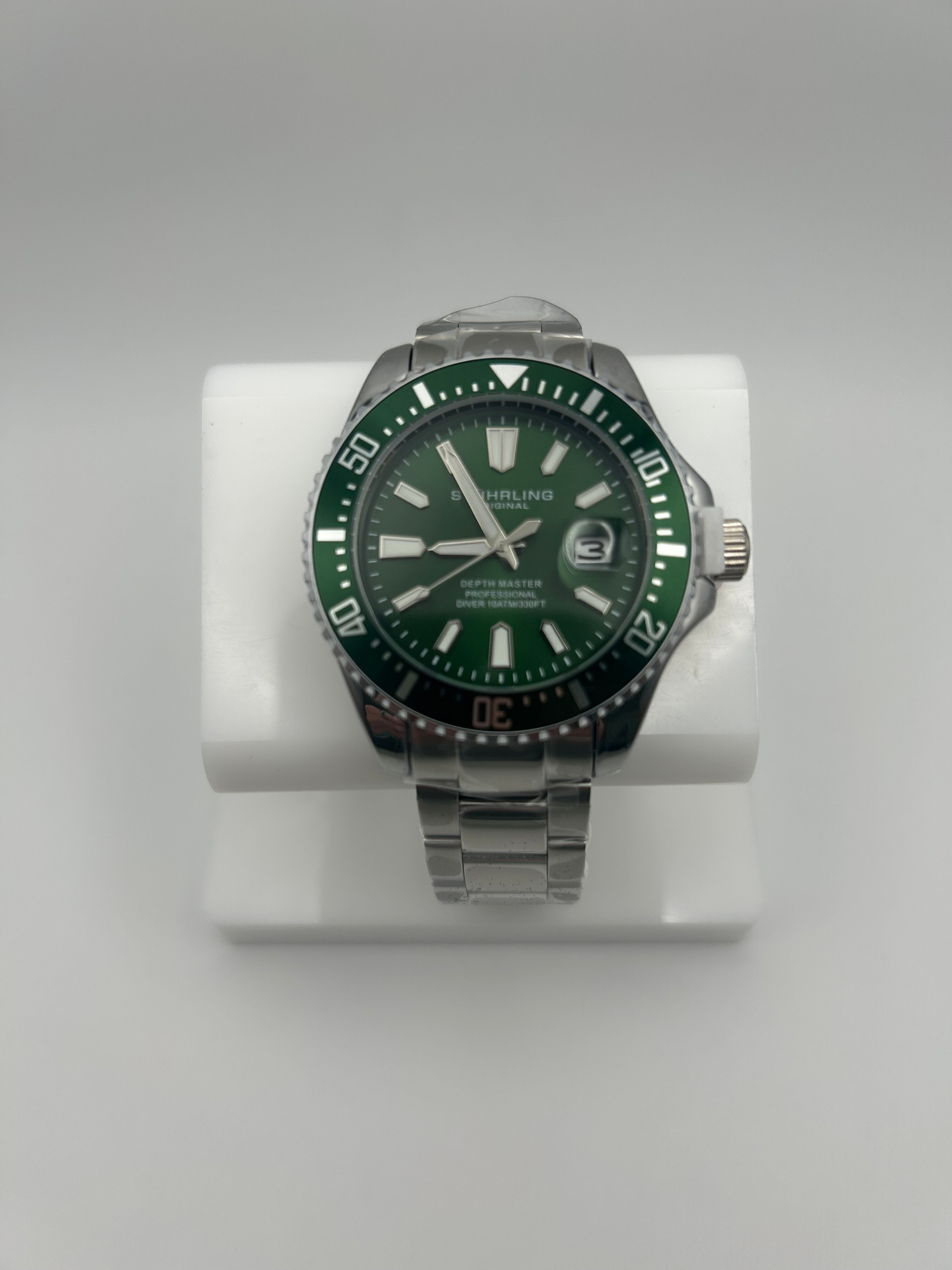 Stuhrling Depthmaster - 42mm, "Hulk"