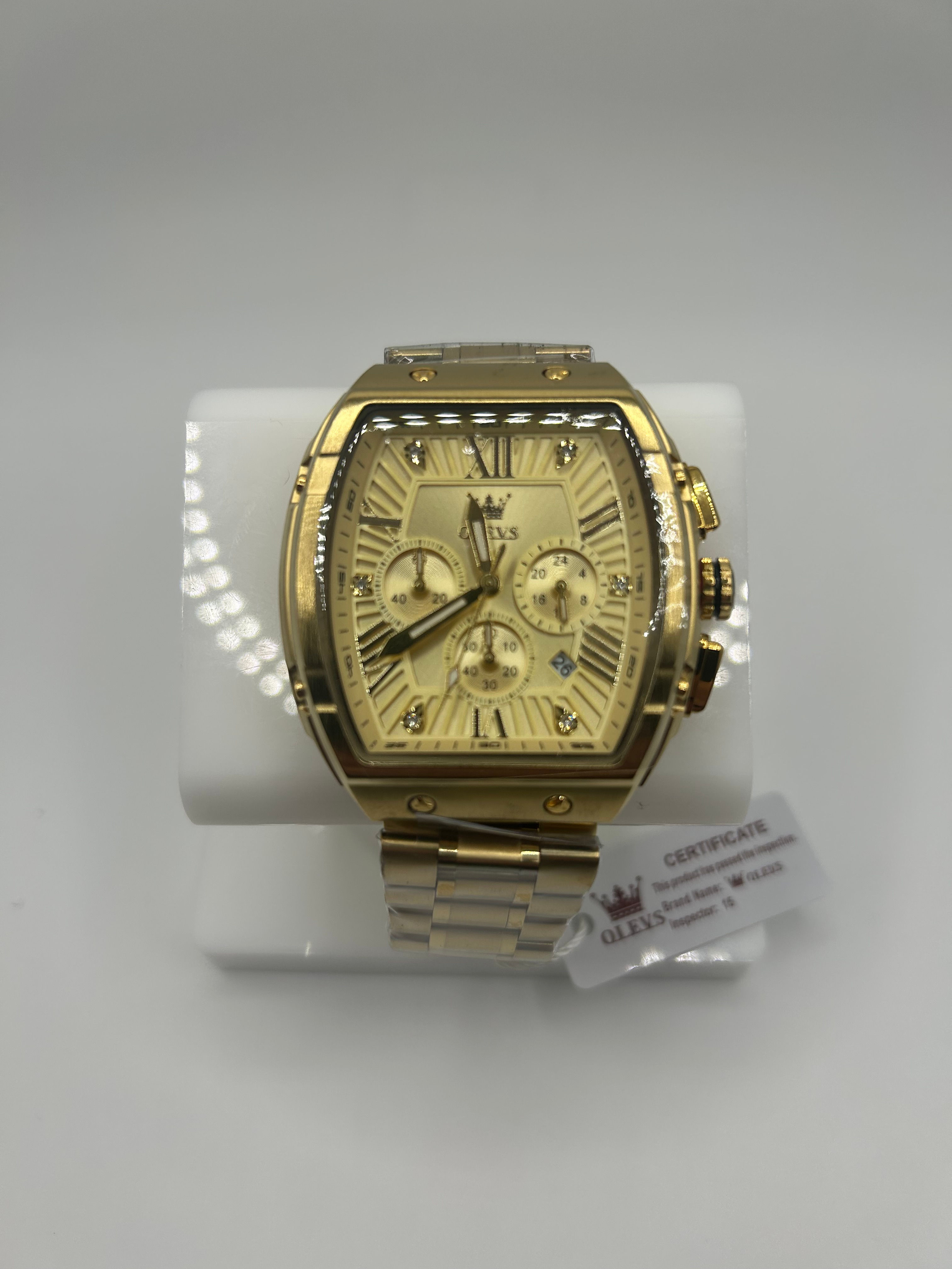 OLEVS - Gold 5639 Mens Square Quartz Watch 49-50mm