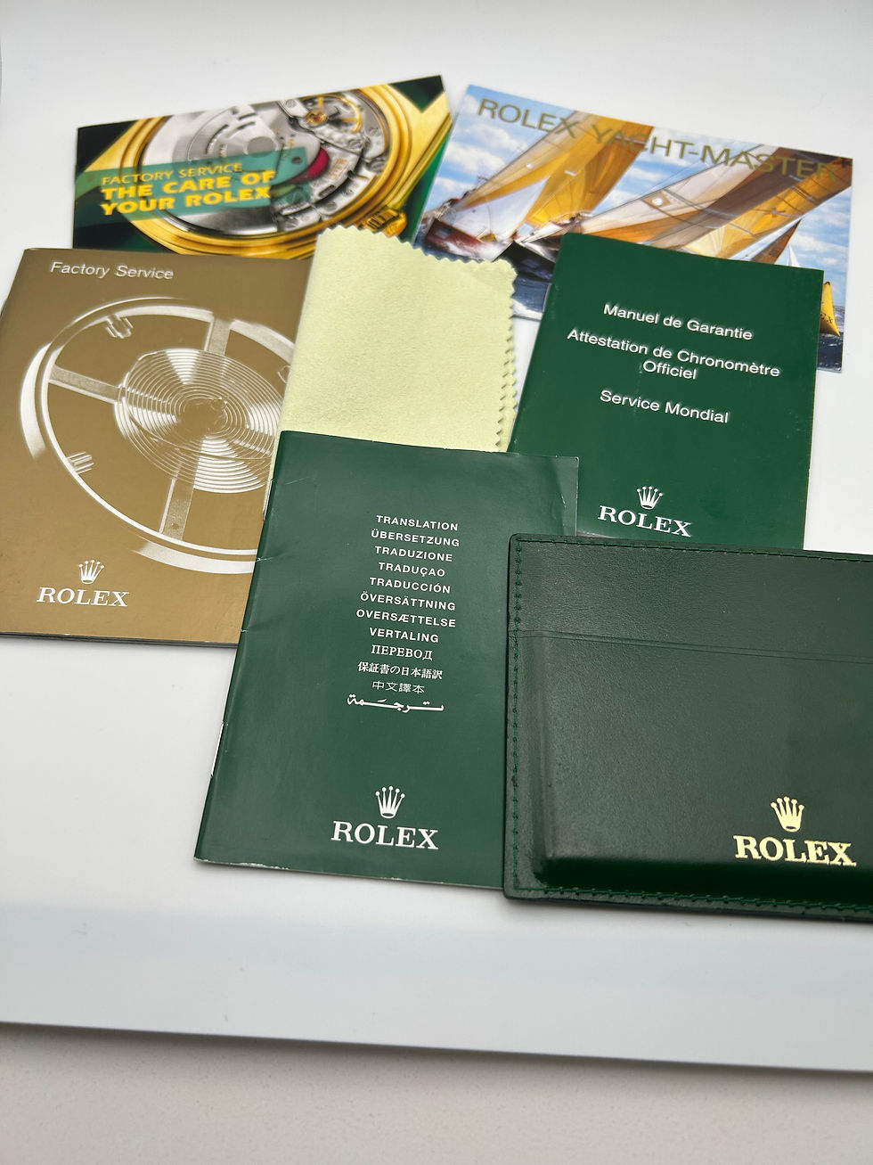 Thumbnail: Rolex Yacht-Master 40MM Silver Dial, Oyster Bracelet, Platinum Bezel  (16622)