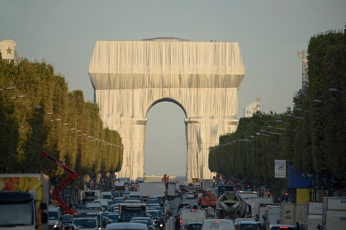 Christo's Arc de Triomphe, Wrapped (1961-2021)