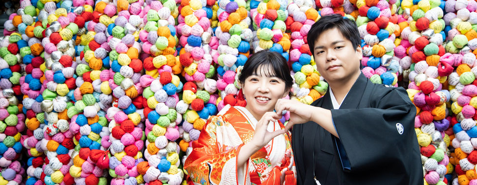 kimono couple portrait on historic kyoto street japan