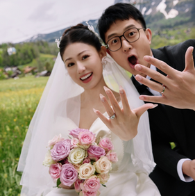 switzerland prewedding couple ring close up bouquet