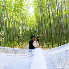 kyoto bamboo forest wedding photoshoot bride flowing dress