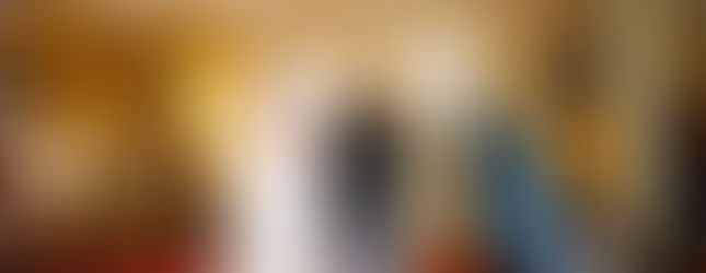 新娘手捧花束拍攝溫柔自然的日本婚紗人像。