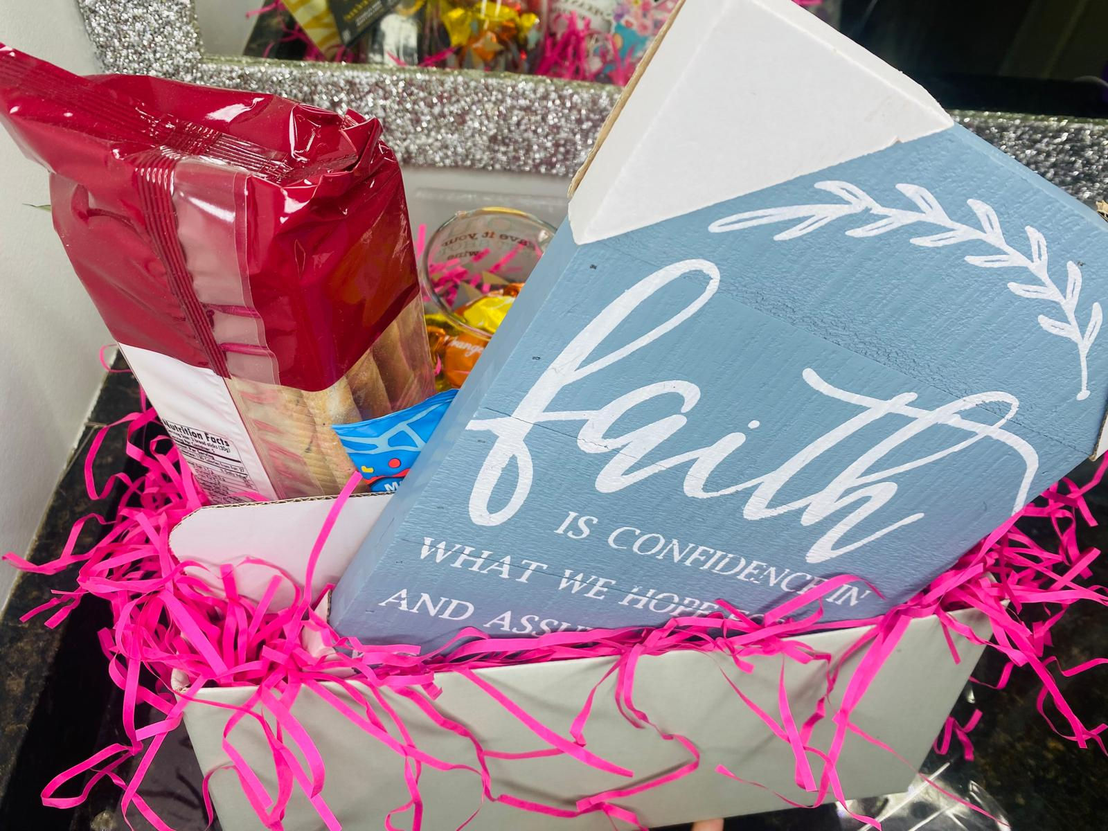 Coffee Snack Lover Basket