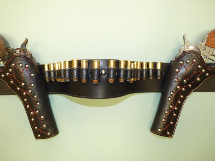 Miniature : Holster « 3:10 pour YUMA »    Charlie PRINCE