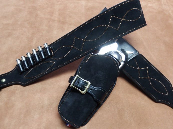 Miniature : Holsters “Man with no name…”ou “EASTWOOD”