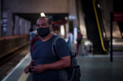 Carlos Aras costureiro