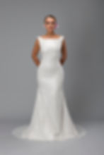 Wedding dress Tara at Urata designs