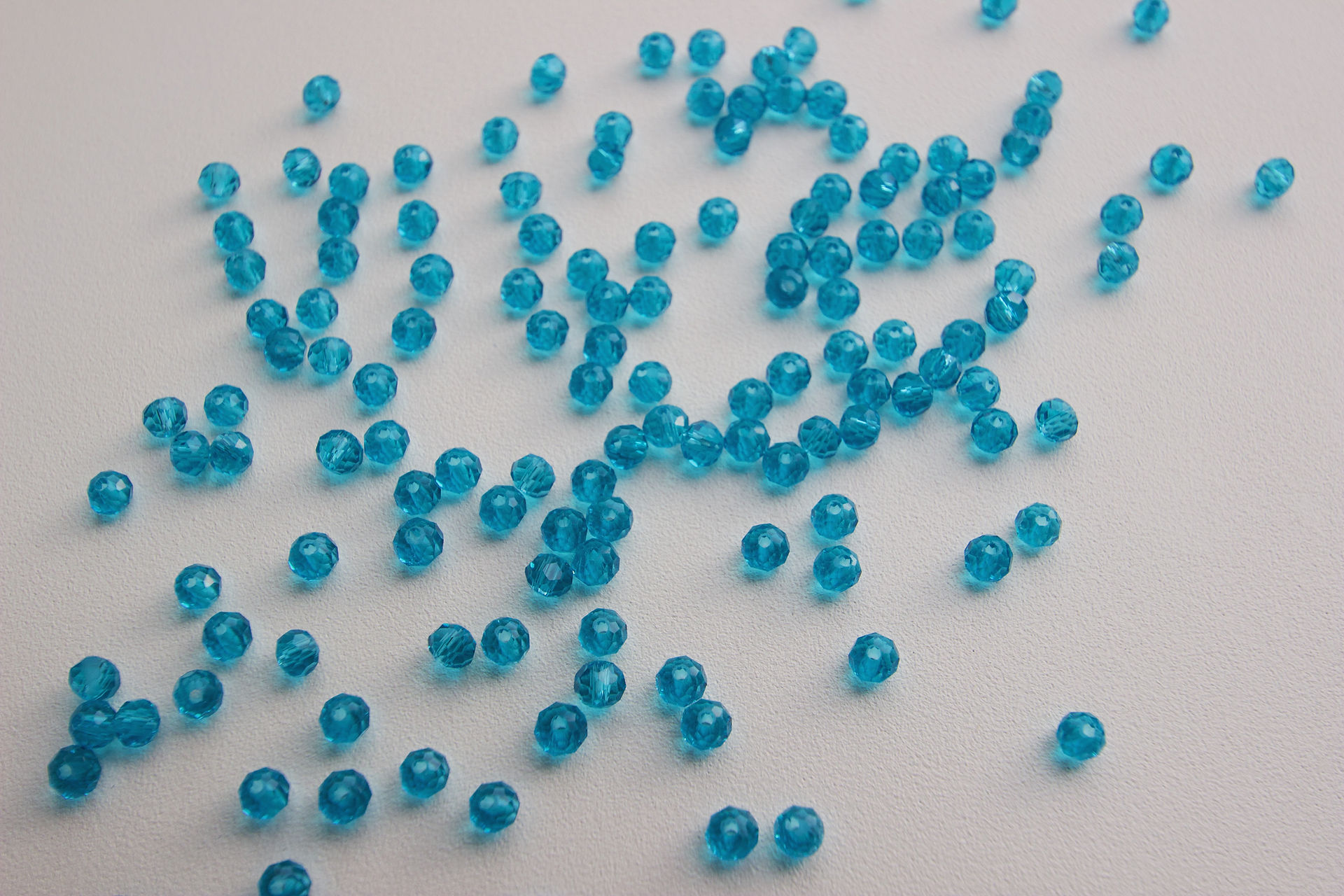 Blå Kubisk Zirkonia perler