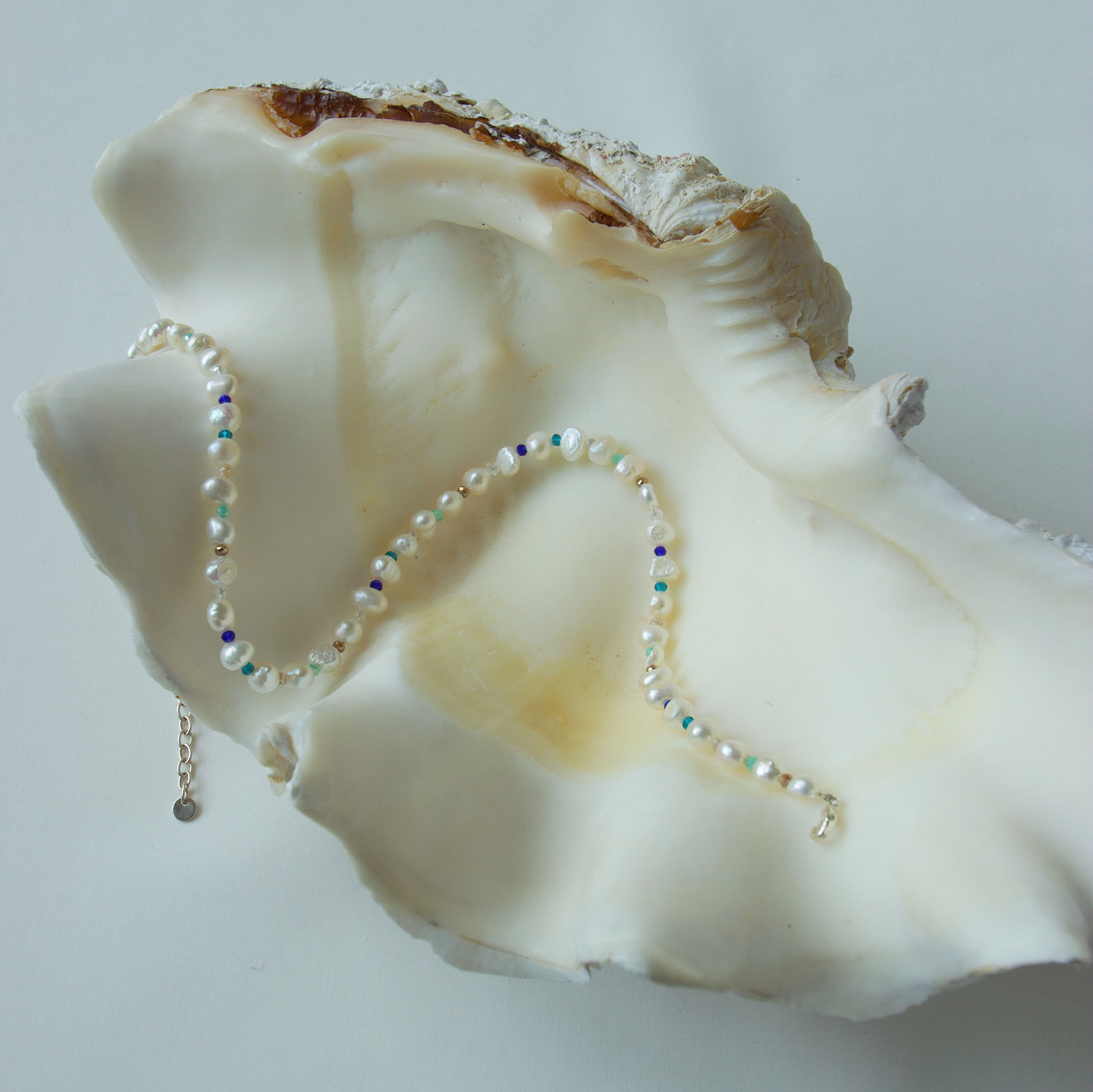 Eldoris ferskvandsperlehalskæde i sølv, nikkel- og vedhængsfri til kvinder, mødre, konfirmander og konfirmation.