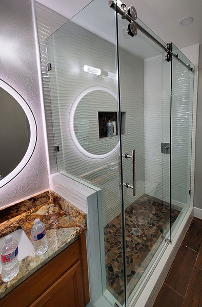 slinding door glass to wall