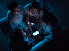 How to Set Healthy Screen Limits for Your Family