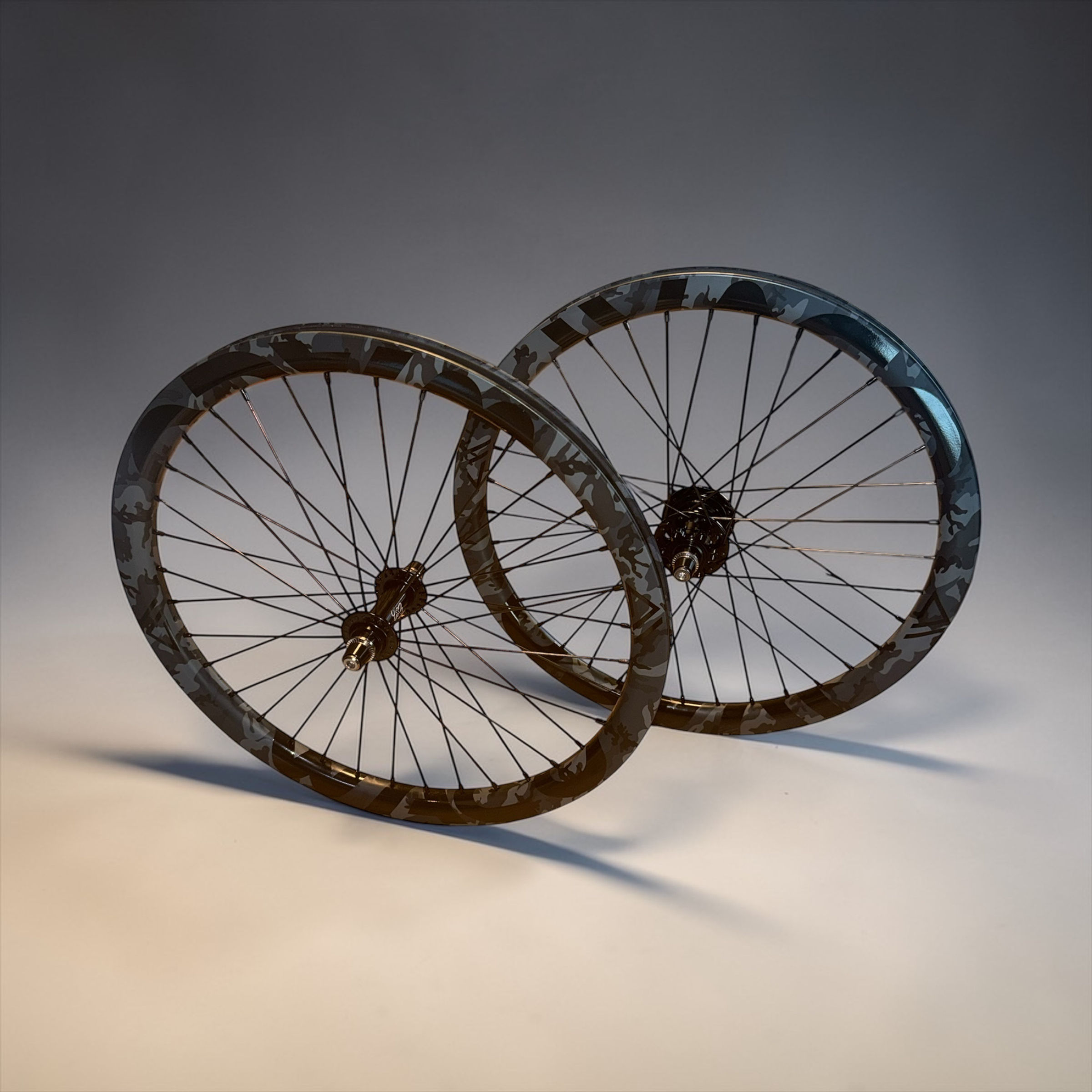 Carbon Camo/Black Wheelset 20x1 1/8"-1 3/8"