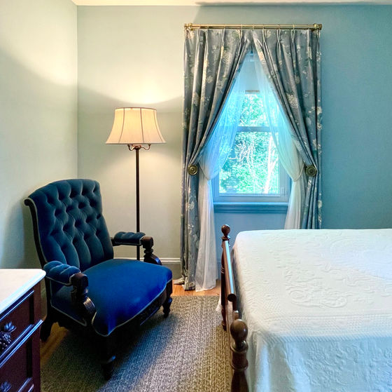 Francis Ouimet's Childhood Home - Blue bedroom