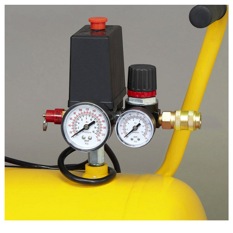 Miniatură: Compresor aer profesional, transmisie directa, 24L 8bar 2CP Stanley D 211/8/24