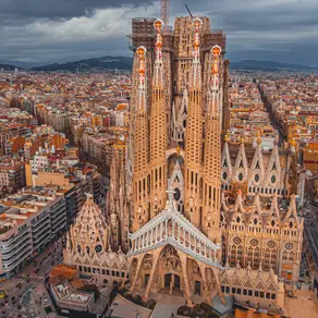 The Ultimate Guide to fly your drone over La Sagrada Familia, Barcelona, Catalonia, Spain