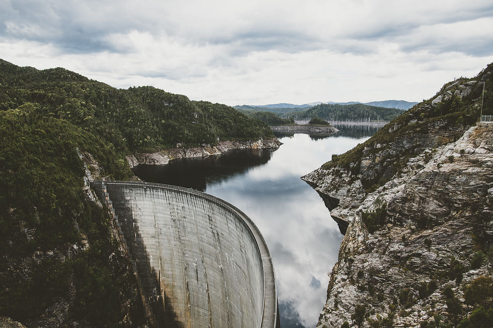 Gordon Dam on a windless day