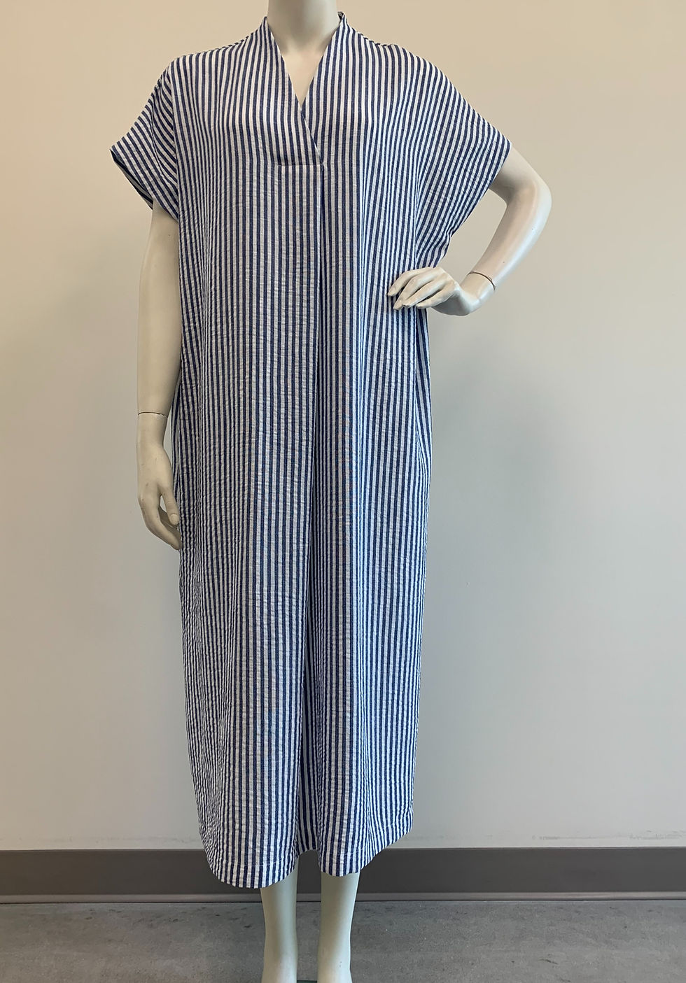 SEERSUCKER STRIPE POLYESTER LOUNGER 48"