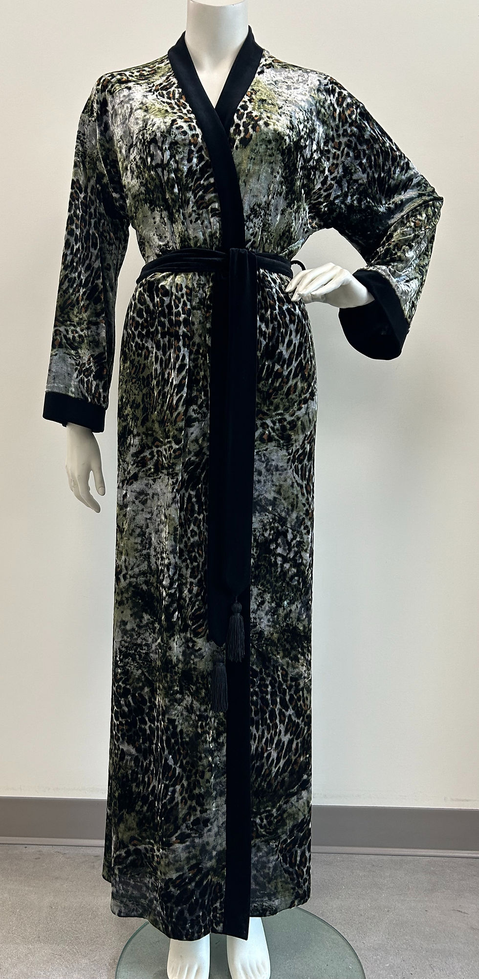 PRINTED STRETCH VELVET - KIMONO WRAP 56"