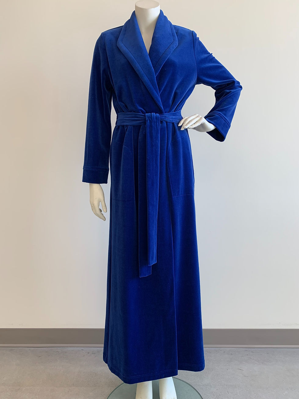 VELOUR WRAP 56"