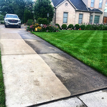 pressure washing drveway cleaning cincinnati