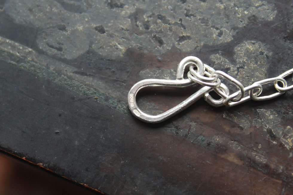 Thumbnail: MONA SILVER NECKLACE